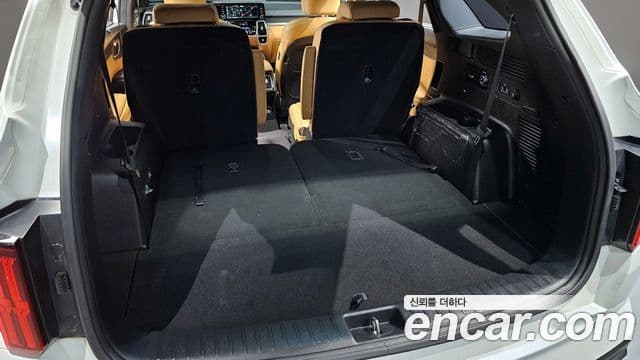 Kia Sorento 2022 — ფოტო 20/20