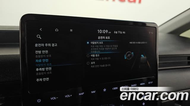Hyundai Staria 2022 — ფოტო 17/20