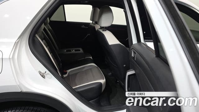 Volkswagen T-Roc 2021 — Şəkil 12/20