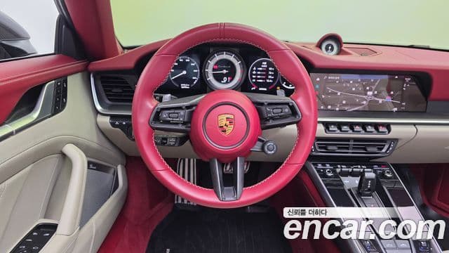 Porsche 911 2022 — Şəkil 13/20
