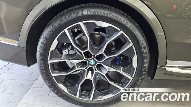 BMW X7 2025 — ფოტო 5/20