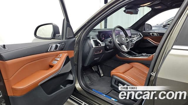 BMW X7 2025 — ფოტო 10/20