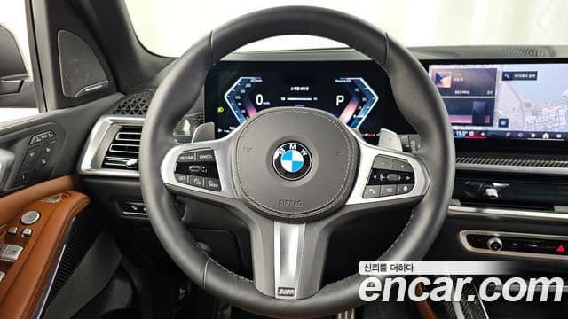BMW X7 2025 — ფოტო 13/20