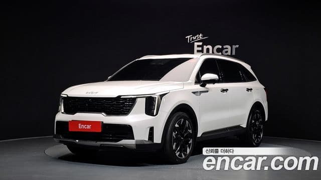 Kia Sorento 2023 — Photo 13/20