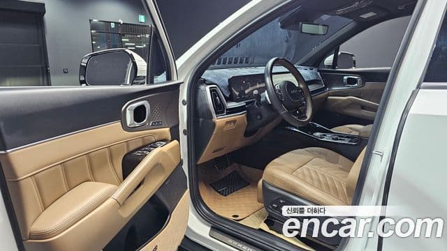 Kia Sorento 2023 — Photo 6/20