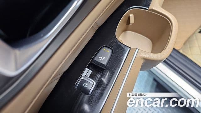 Kia Sorento 2023 — Photo 10/20