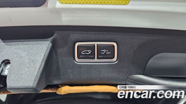 Kia Sorento 2023 — Photo 2/20