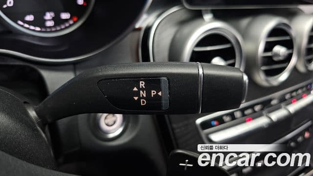 Mercedes-Benz C-Class 2019 — Фото 9/20