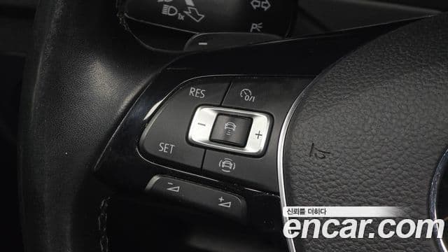 Volkswagen Tiguan 2020 — ფოტო 19/20