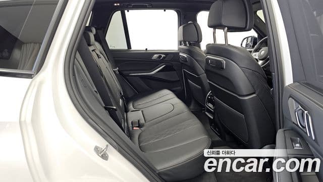 BMW X5 2025 — Фото 12/20