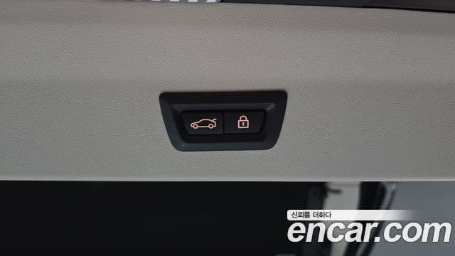 BMW X4 2021 — Photo 6/30