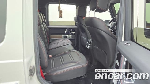 Mercedes-Benz G-Class 2021 — ფოტო 19/20