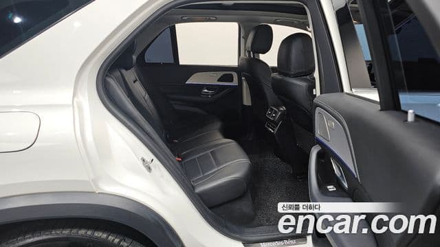 Mercedes-Benz GLE-Class 2021 — Şəkil 11/20