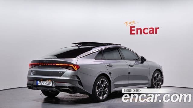 Kia K5 2023 — Şəkil 2/20