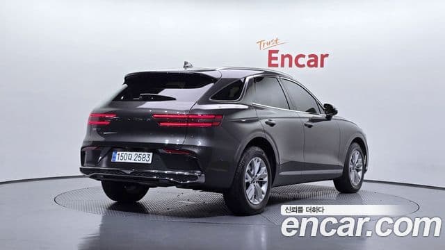 Genesis GV70 2024 — Şəkil 2/20