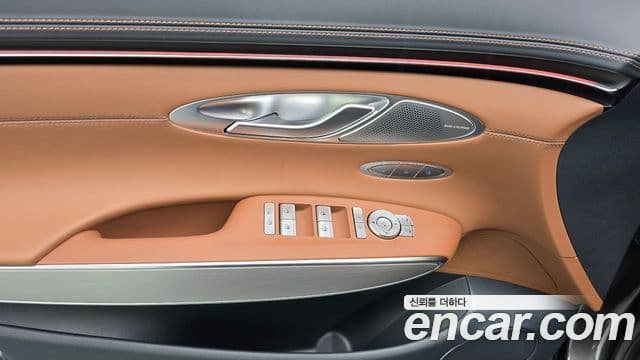 Genesis GV70 2024 — Şəkil 17/20