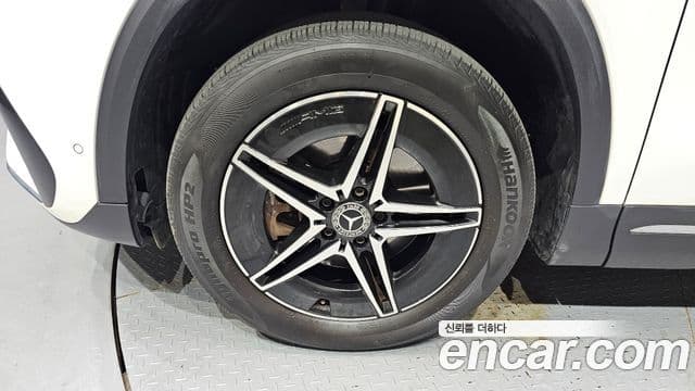 Mercedes-Benz EQA 2023 — ფოტო 9/32