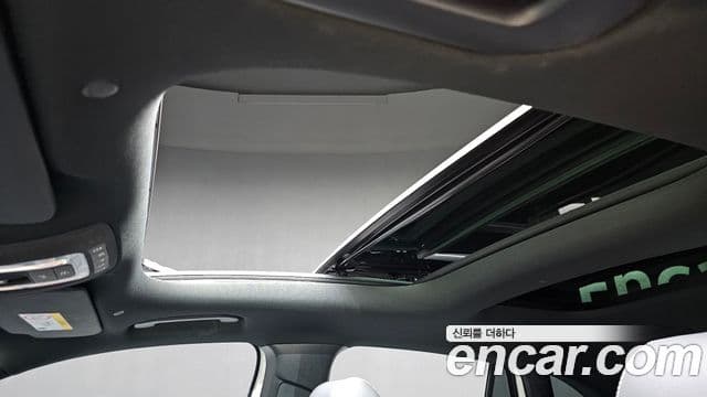 Mercedes-Benz EQA 2023 — ფოტო 28/32