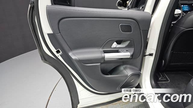 Mercedes-Benz EQA 2023 — ფოტო 7/32