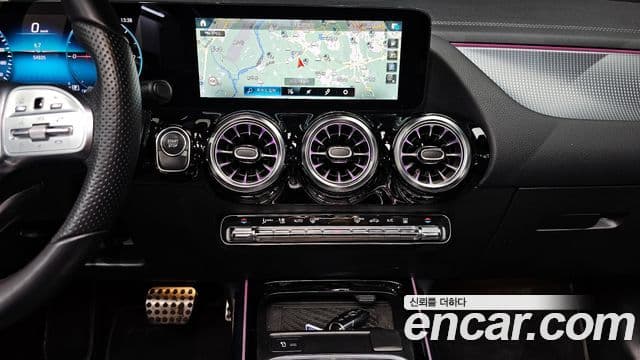 Mercedes-Benz EQA 2023 — ფოტო 26/32