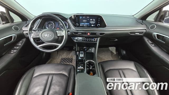 Hyundai Sonata 2019 — Фото 7/20