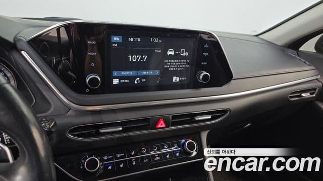 Hyundai Sonata 2019 — Фото 19/20