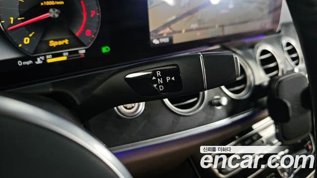 Mercedes-Benz E-Class 2019 — Фото 8/20