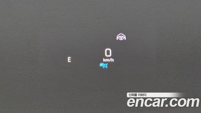 Mercedes-Benz E-Class 2019 — ფოტო 17/20