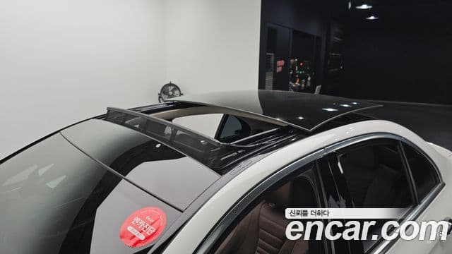Mercedes-Benz E-Class 2019 — ფოტო 20/20