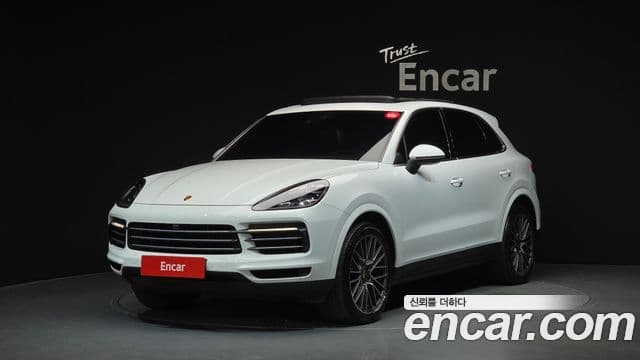 Porsche Cayenne 2020 — Фото 1/20