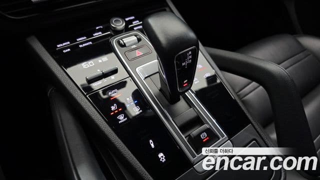 Porsche Cayenne 2020 — Фото 9/20