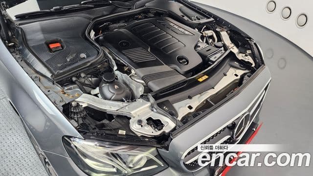 Mercedes-Benz E-Class 2019 — Фото 6/20