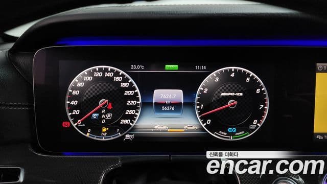 Mercedes-Benz E-Class 2019 — ფოტო 8/20