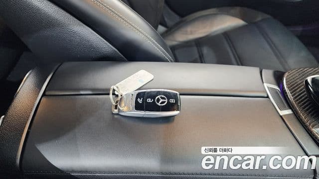 Mercedes-Benz E-Class 2019 — Фото 15/20