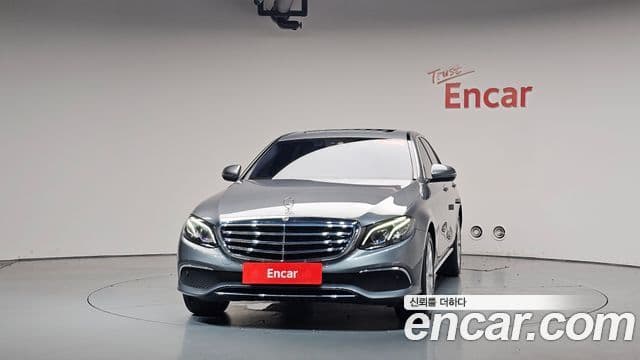 Mercedes-Benz E-Class 2019 — ფოტო 3/20