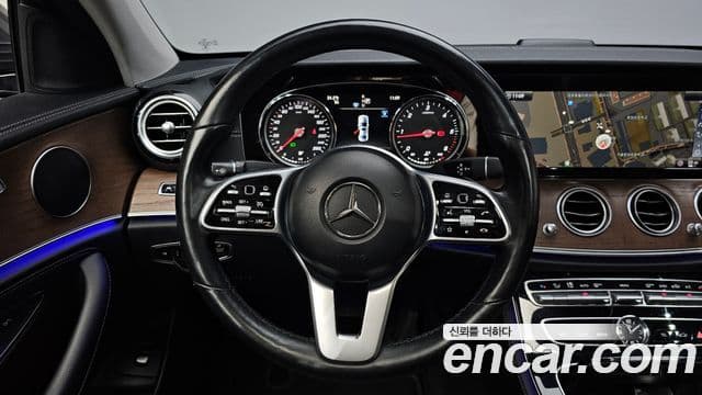 Mercedes-Benz E-Class 2019 — ფოტო 12/20