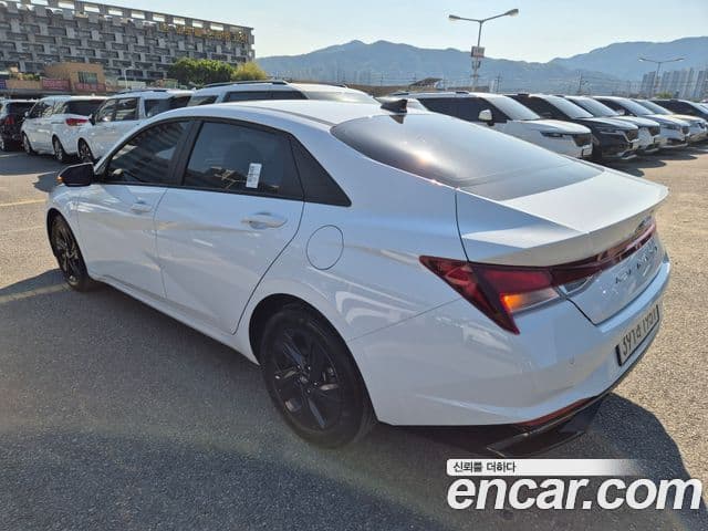 Hyundai Avante 2022 — ფოტო 4/20
