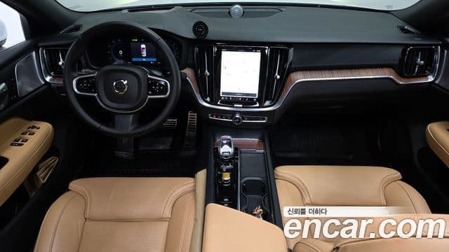 Volvo S60 2024 — Şəkil 7/20