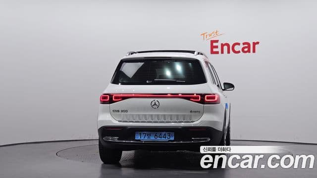 Mercedes-Benz EQB 2024 — ფოტო 32/32