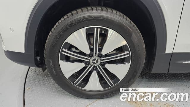 Mercedes-Benz EQB 2024 — ფოტო 11/32