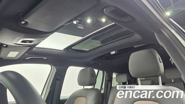 Mercedes-Benz EQB 2024 — ფოტო 4/32