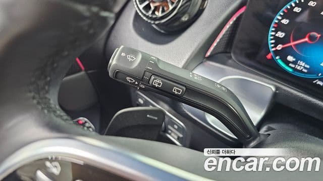 Mercedes-Benz EQB 2024 — ფოტო 16/32