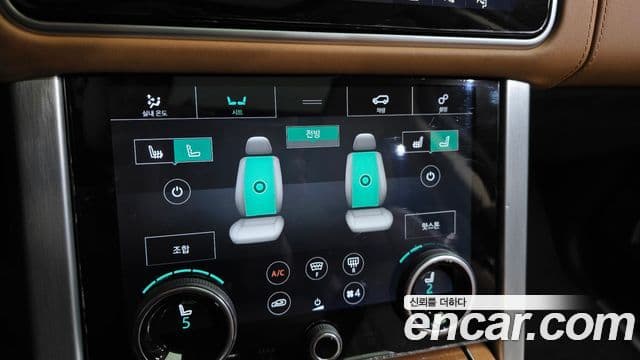Land Rover Range Rover 2018 — Photo 11/36