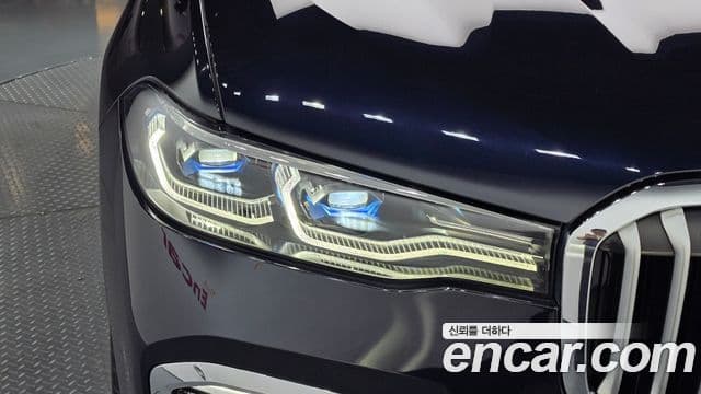 BMW X7 2021 — Şəkil 11/32