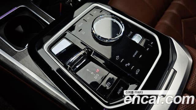 BMW 7 Series 2024 — Фото 9/20
