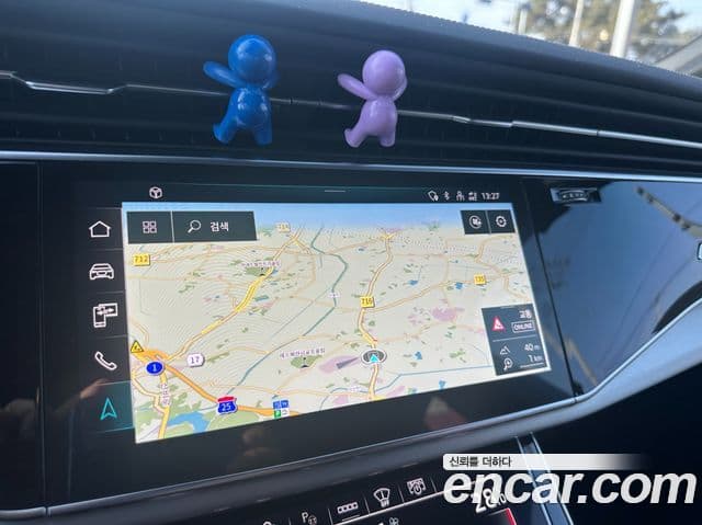 Audi Q7 2022 — Şəkil 12/20