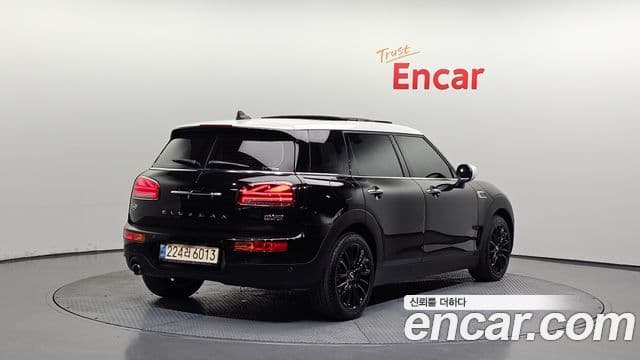 Mini Cooper Clubman 2021 — ფოტო 2/20