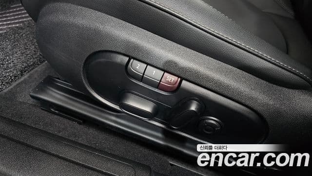 Mini Cooper Clubman 2021 — ფოტო 20/20