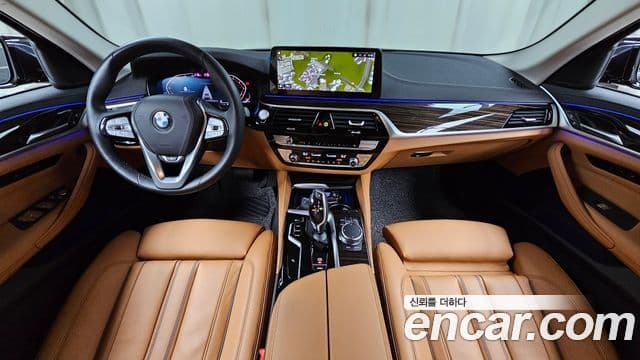 BMW 5 Series 2022 — Şəkil 7/20