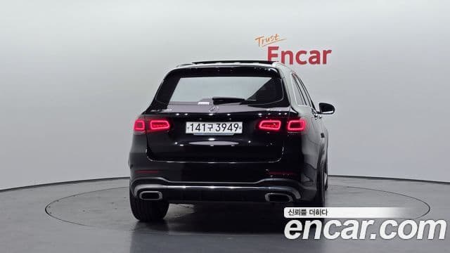 Mercedes-Benz GLC-Class 2020 — ფოტო 4/20